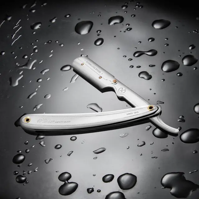 Alt view image 5 of 7 - Parker SR1 Stainless Steel Straight Edge Barber Razor  Professional Shavette for Barbers & Home Use with 5 Premium Platinum Half Blades  Replaceable Blade Straight Razor for Close, Smooth Shaves
