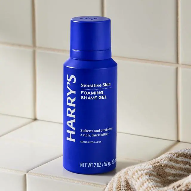 Alt view image 3 of 7 - Harry's Shaving Kit for Men - Razor Handle, 5 Razor Blade Refills, Foaming Shave Gel, and Travel Blade Cover - Chrome Edition