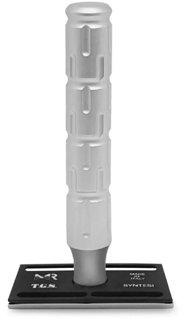 Alt view image 4 of 7 - The Goodfellas Smile SYNTESI ALUMINUM, CNCMachined DoubleEdge Safety Razor  45° Precision Angle, UltraLight & Agile Design for Face Shaving, Made in Italy