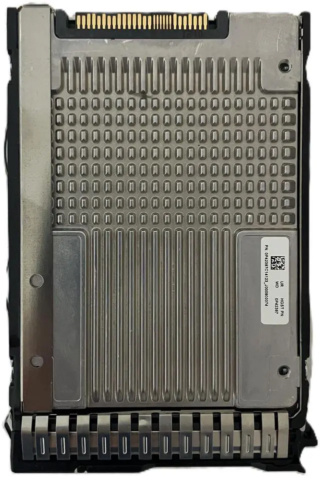 Alt view image 2 of 4 - HPE MO003840JXBFU 3.84TB SAS 12Gb/s 2.5" SSD P21124-003
