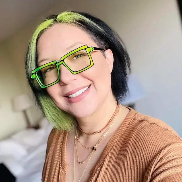 Alt view image 2 of 5 - Zeelool Rectangle Glasses Stylish Eyewear for Women Blue Light Blocking Glasses Anti Eyestrain Glasses ZJGP094654-08 Green