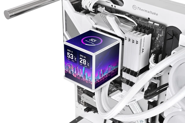 Alt view image 2 of 5 - Thermaltake MINECUBE 360 Ultra CPU Liquid Cooler; Intel/AMD Compatible; 3x120mm 500~2000rpm SWAFAN EX ARGB;MAGForce 2.0. 4X 3.95 TFT LCD Screens; Swappable Fan Blades; Snow; CL-W482-PL
