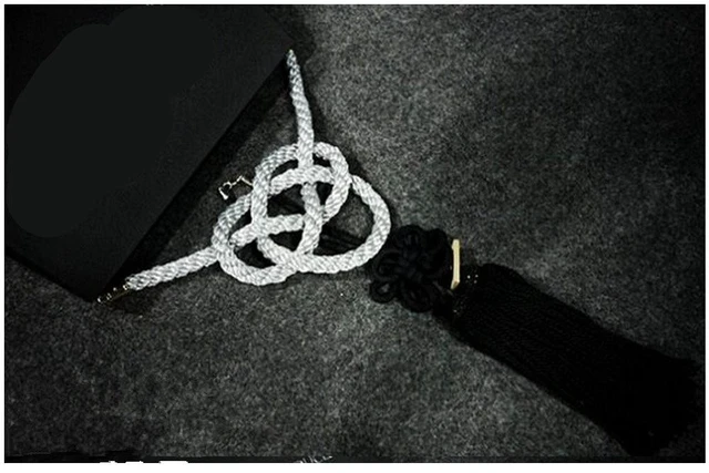 Main image of New Car Rearview Mirror Charms Vip Gift Sliver Kin Rope Black Chinese Knot