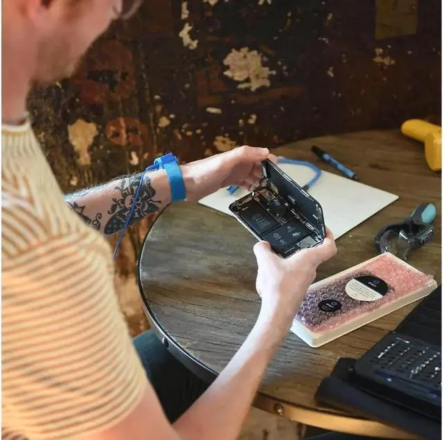 Alt view image 6 of 7 - 3pcs PVC Anti Static Wrist Strap Grounding Electricity Discharge ESD Wrist Band For Electrician IC With Alligator Clip