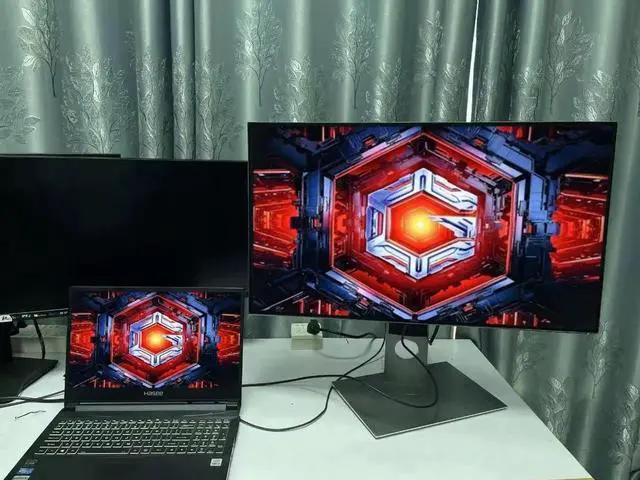 Alt view image 2 of 4 - USB-C to DisplayPort 8K Adapter - 1008P HD for MacBook Pro, Mac Air, Chromebook Pixel (Silver)