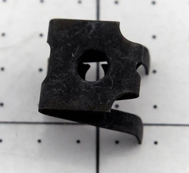 Main image of Appliance Factory Parts 000-0692-029 DRUM CLIP TO HOLD FILTER EA