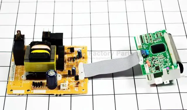 Alt view image 2 of 5 - Wolf Microwave control Unit 815587