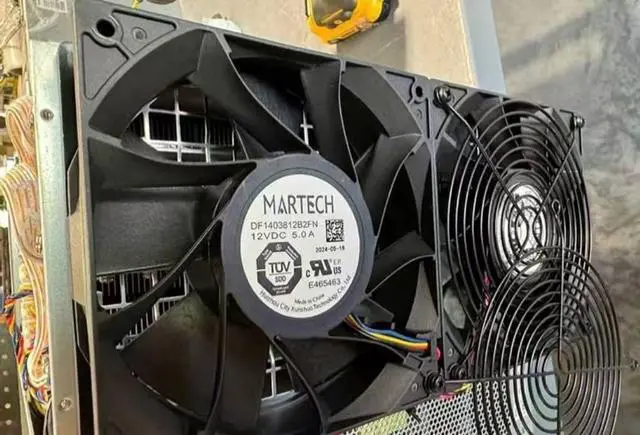 Alt view image 6 of 7 - Martech 12V 5A 7000RPM cooling fan for Antminer S21XP S21pro S21+