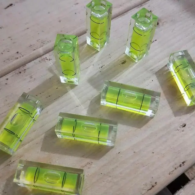 Alt view image 6 of 7 - 10Pcs Mini Bubble Spirit Level 10X10X29mm Square Levels for Wall Frames Art Displays Picture Hanging RV Tripod Measuring
