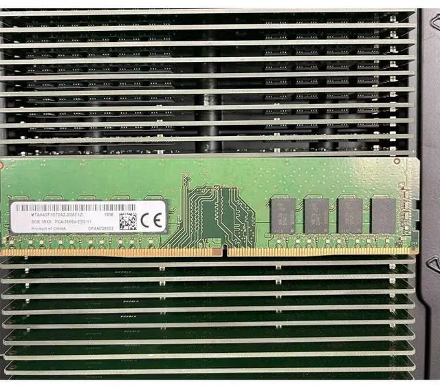 Alt view image 3 of 3 - 1PCS RAM 8GB 8G 1RX8 DDR4 2666 PC4-2666V-E For MT Server Memory MTA9ASF1G72AZ-2G6