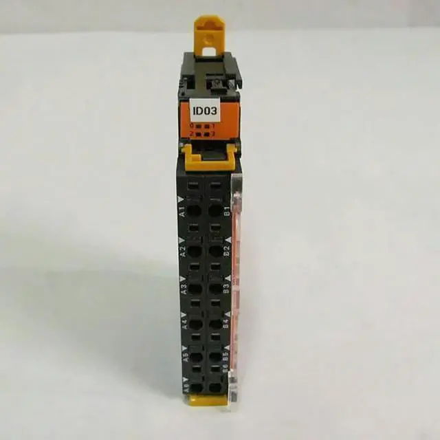 Alt view image 4 of 4 - DIGITAL INPUT UNIT PLC GRT1-ID4 Digital I/O Unit