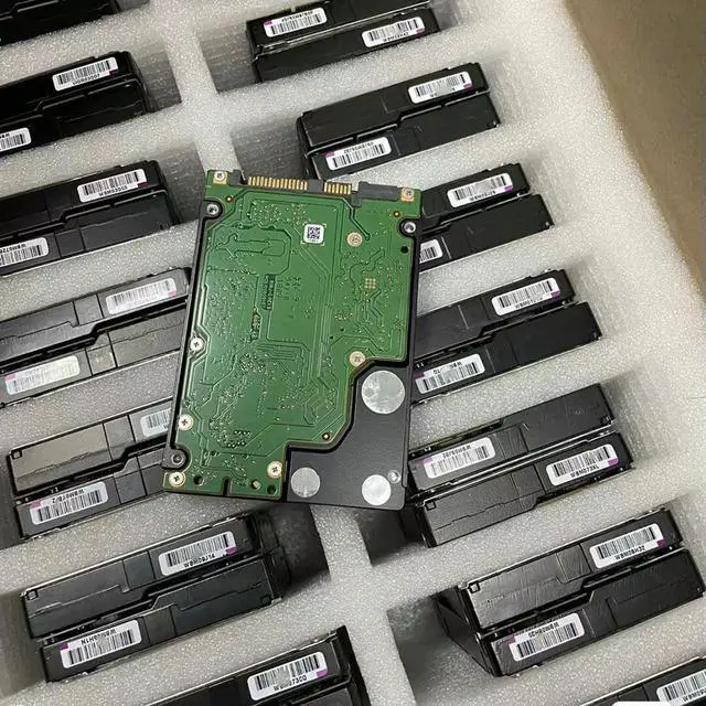 Alt view image 2 of 2 - ST2400MM0129 HDD Enterprise Server Hard Disk 2.4T 10K SAS 2.5" 12G Hard Drive
