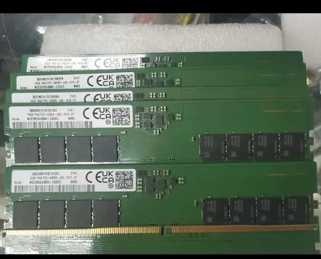 Alt view image 2 of 7 - 1PCS16GB DDR5 4800MHz 1Rx8 4800B RAM For Desktop Memory Work FineFast Ship