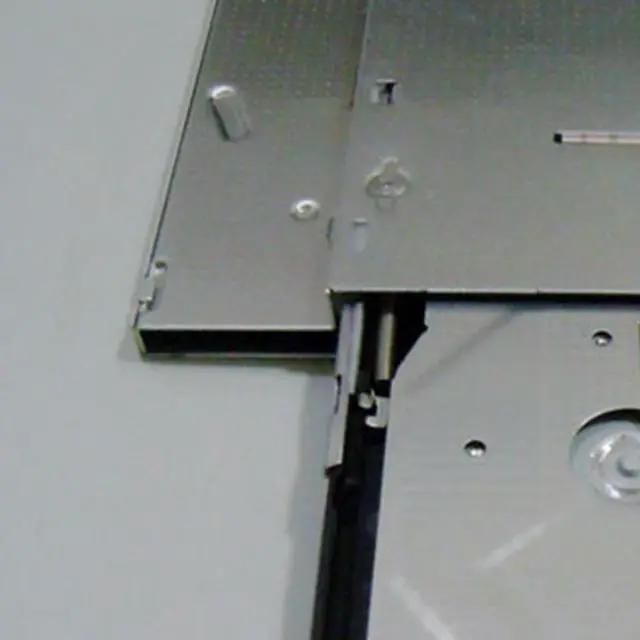 Main image of Ageryu DVD CD RW Burner 9.5Mm Internal SATA Optical Disc Drive Laptop Notebook DVD Burner SU-208-N33R