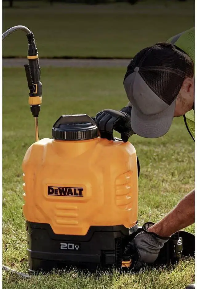 Alt view image 5 of 7 - DEWALT 20V* Lithium-ion Battery Powered Backpack (Tool Only), 4 Gallons
