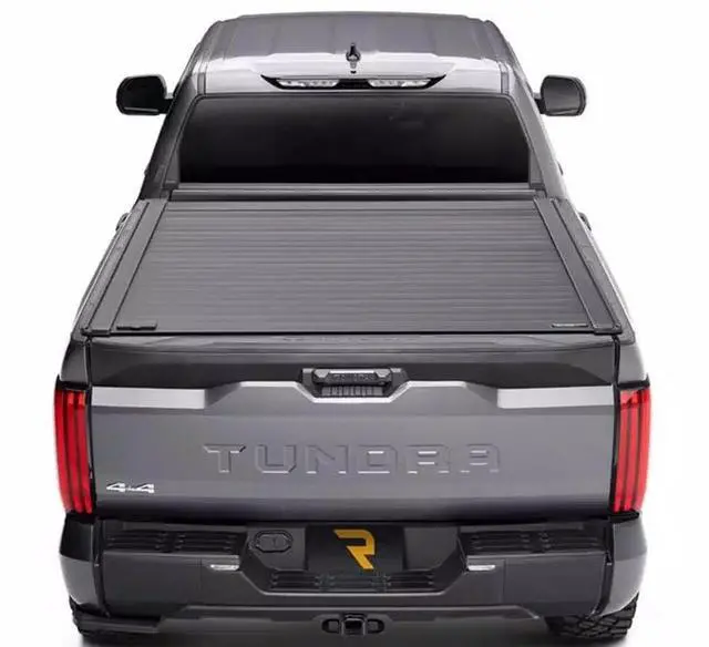 Main image of RETRACTABLE TRUCK BED COVER