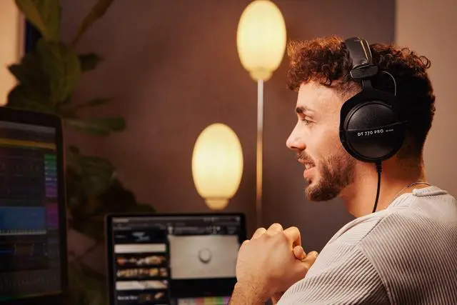 Alt view image 15 of 15 - beyerdynamic DT 770 PRO 80 Ohms Studio Headphones - Closed, Dynamic 474746