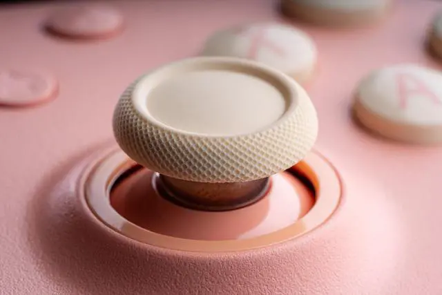 Alt view image 7 of 7 - 8BitDo Ultimate 2C Wireless Controller for Windows PC and Android, with 1000 Hz Polling Rate, Hall Effect Joysticks and Triggers, and Remappable L4/R4 Bumpers (Peach)