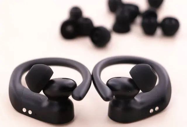 Alt view image 5 of 6 - 8 Pairs Powerbeats Pro Ear Tips Buds, 4 Size Replacement Soft Flexible Fit in Case Noise Reduce Silicone Rubber Gel Earbuds Eartips Wing Skin Accessories Compatible with Beats Flex/BeatsX - Black