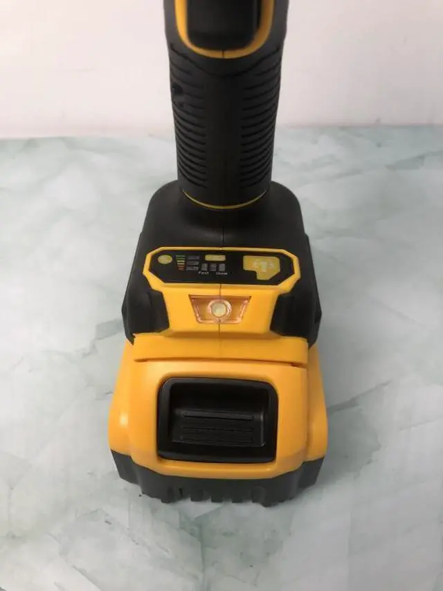 Alt view image 2 of 6 - DEWALT® DCF900 20V Cordless Kit: 1/2In Brushless High Torque Impact Wrench with Hog Ring Anvil (impact wrench & Batteries & Chargers)