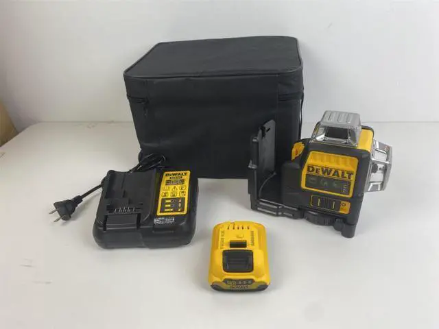 Alt view image 3 of 6 - DeWALT® 12V 3 x 360° Green Line Laser - DW089LG (Laser+battery+charger)
