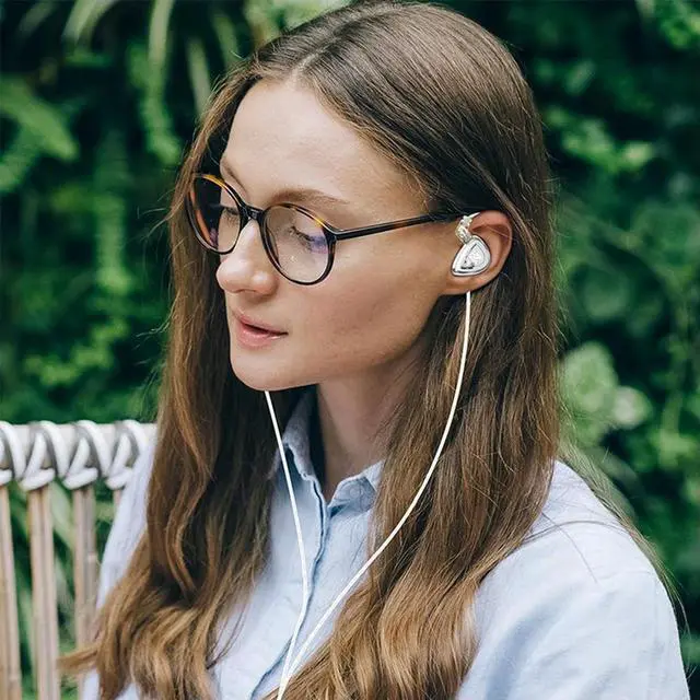 Alt view image 2 of 3 - Wired Earphones Ergonomic In-Ear Monitor Earphone Noise Cancelling Stereo Earbuds 3.5mm Plug for Game Outdoor Sports