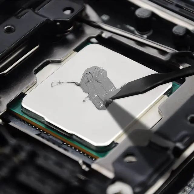 Alt view image 12 of 12 - Thermal Grizzly Kryonaut The High Performance Thermal Paste for Cooling All Processors, Graphics Cards and Heat Sinks in Computers and Consoles Combo Extra Spatula, Cleaning Pads + Cloth (1g Combo)