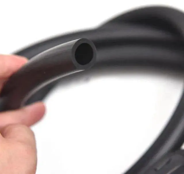 Alt view image 4 of 4 - 3/8" Marine Outboard Boat Motor Fuel Hose Line Assembly with Primer Bulb