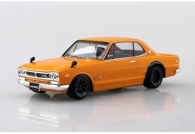 Alt view image 3 of 6 - Aoshima: 1/32 The Snap Kit Nissan Skyline 2000 GT-R Custom Wheel (Safari Brown) Scale Model Kit #08-SP4