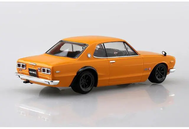 Alt view image 4 of 6 - Aoshima: 1/32 The Snap Kit Nissan Skyline 2000 GT-R Custom Wheel (Safari Brown) Scale Model Kit #08-SP4