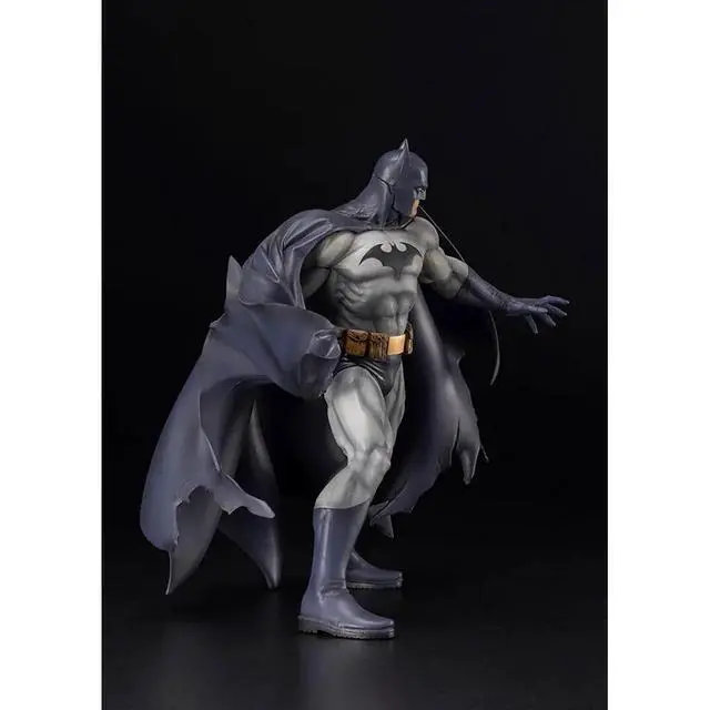 Alt view image 3 of 6 - KOTOBUKIYA ARTFX: DC Comics - Batman (Hush Renewal Package) Statue