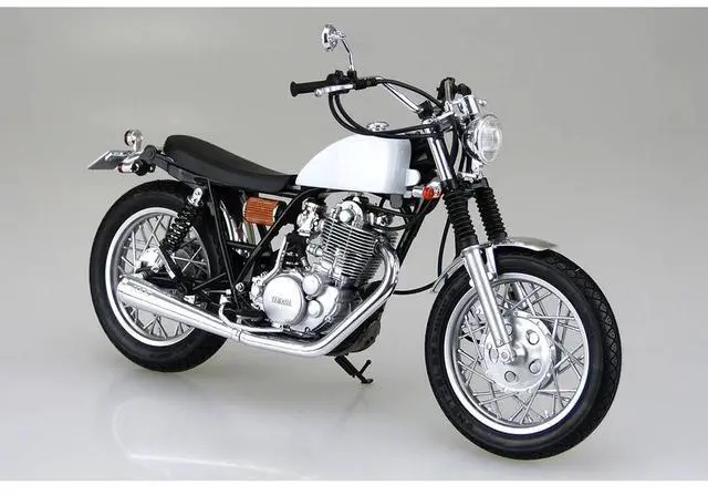 Alt view image 3 of 5 - Aoshima: 1/12 Yamaha SR400S With Custom Parts Scale Model Kit #11