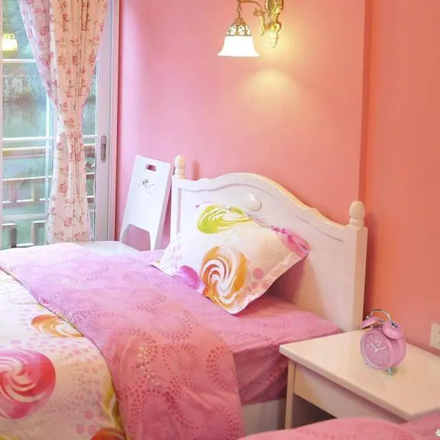 Alt view image 3 of 6 - Eyesoul 4 Inches Twin Bell Loud Alarm Clock for Heavy Sleepers Kids, Battery Operated Old Fashioned Alarm Clock (3D-Dial, Pink)