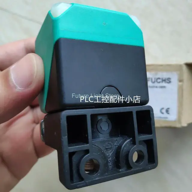 Alt view image 2 of 3 - NBN40-L2-E2-V1 Square Access Switch