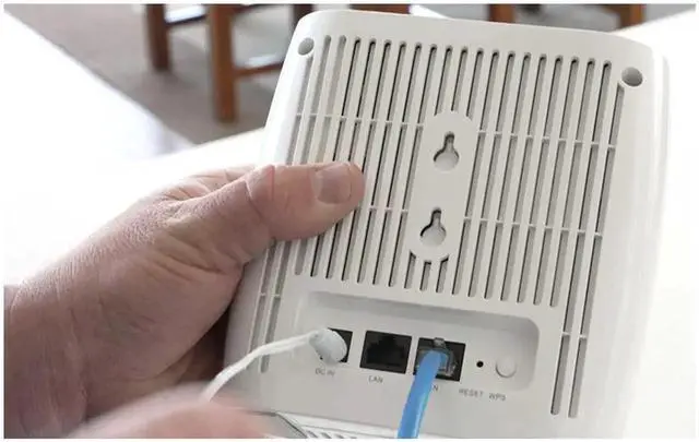 Alt view image 4 of 5 - Qolsys IQWF6 IQ Wi-Fi 6 Mesh Router System for IQ Panels