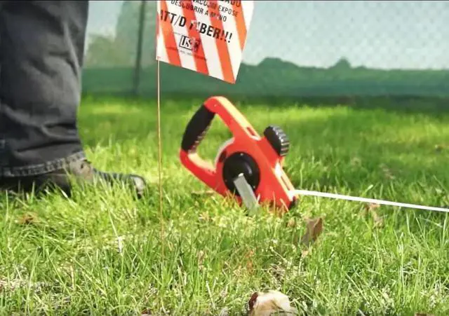 Alt view image 2 of 6 - NRS10100H Nylon-Reinforced Steel Blade Tape Measure, Speed Rewind (Graduations: 1/10, 1/100), 100-Foot - 30.5 m