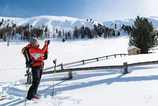 Alt view image 5 of 6 - SUNNTO MB-6 Compass: A rugged sighting compass in a protective matchbox case