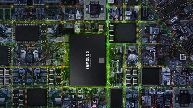 Alt view image 2 of 4 - Samsung 860 EVO 500GB 2.5 Inch SATA III Internal SSD (MZ-76E500B/AM)