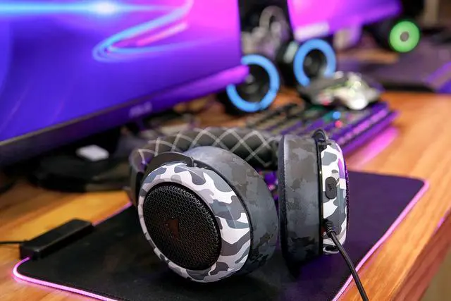 Alt view image 3 of 5 - WC Freeze HS60 - Cooling Gel Replacement Earpads for Corsair HS50, HS60, HS70 & More by Wicked Cushions - Boost Comfort, Durability, Thickness & Sound Isolation for Epic Gaming Sessions ^^ Black