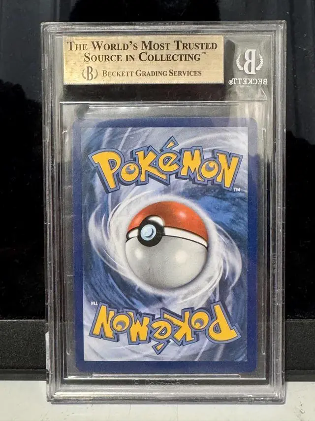Alt view image 2 of 2 - 2016 Pokemon XY Evolutions Charizard Holo #11 BGS 9.5 Gem Mint