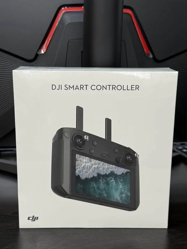 Alt view image 6 of 6 - DJI Smart Controller