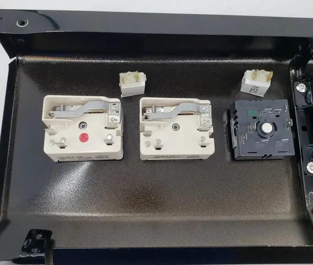 Alt view image 5 of 6 - Rabon Services Group - New Genuine OEM Replacement for Frigidaire Range Control Assembly 5304509070