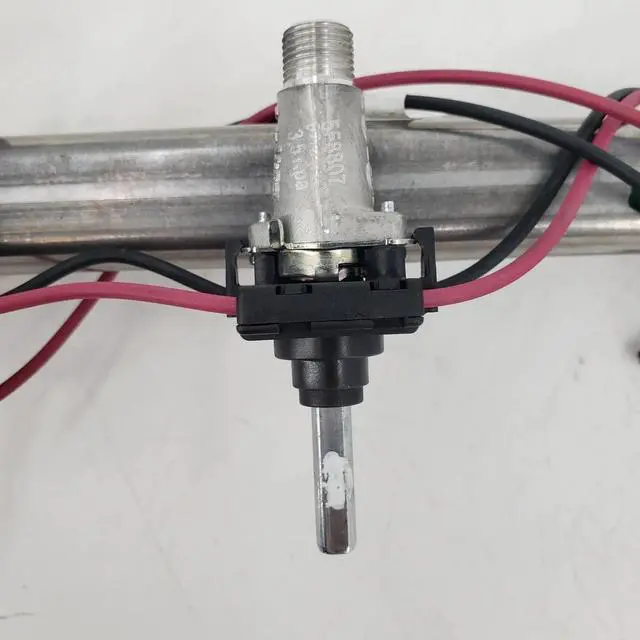 Alt view image 5 of 7 - Rabon Services Group - New OEM Replacement for Frigidaire Gas Range Manifold + Valves 5304513540