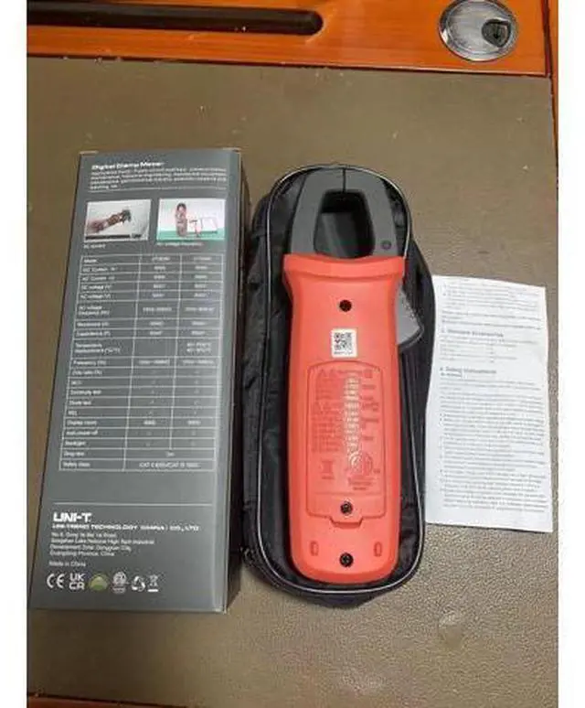 Alt view image 7 of 7 - Multimeter clamp Meter UT256A UT256B Ture RMS Digital Clamp Fork Meter Multimeter AC/DC Voltage Current Resistance Capacitance NCV Test Backlight(UT256A)