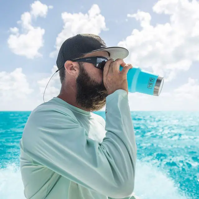 Alt view image 7 of 7 - Rambler 30 oz Stainless Steel Vacuum Insulated Tumbler w/MagSlider Lid, Reef Blue