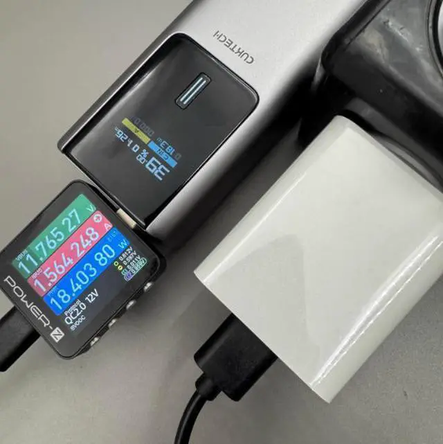 Alt view image 5 of 6 - New originalQc3.0 fast charging UsB charger 18Wsuitable for power banks, Android phones, tablets, pure white