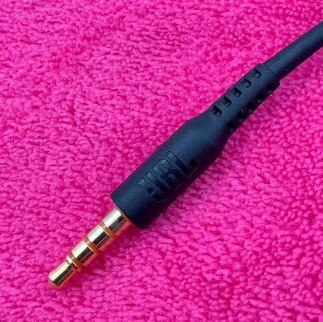 Alt view image 5 of 5 - Suitable for original 1.2-meter3.5mm four-joint plug microphone live sound card connection cable forrecording audio lines