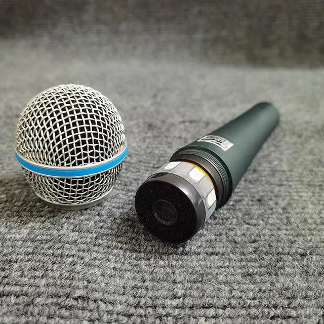 Alt view image 4 of 5 - BETA58A wired dynamic microphone,suitable forstage performances, singingin KTV, and professional handheld voicerecordingforpeople'svoices.
