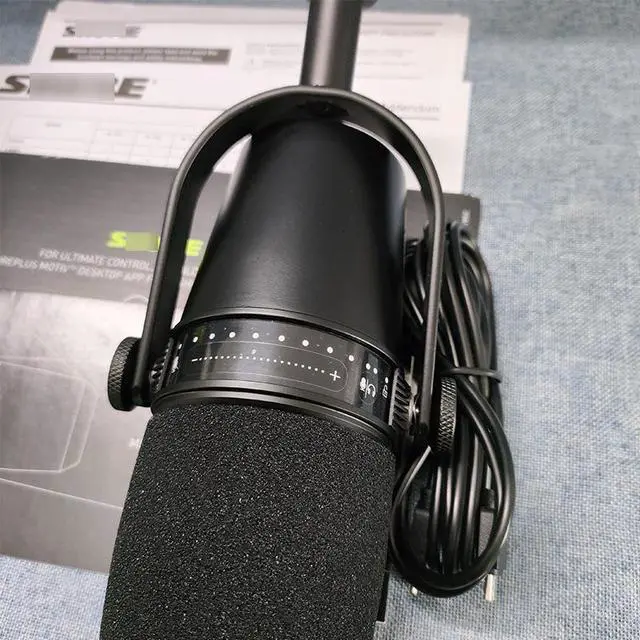 Alt view image 5 of 5 - MV7 wired dynamic microphone, live broadcast microphone for hosts, computer live streaming