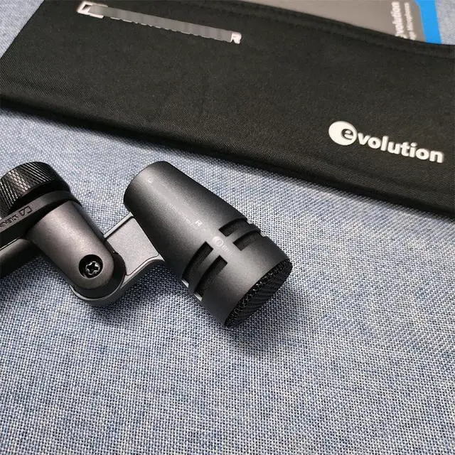 Alt view image 4 of 5 - E604 heart-shaped instrument drumming ring with wired microphone small drum clamping arm percussion instrument pickup